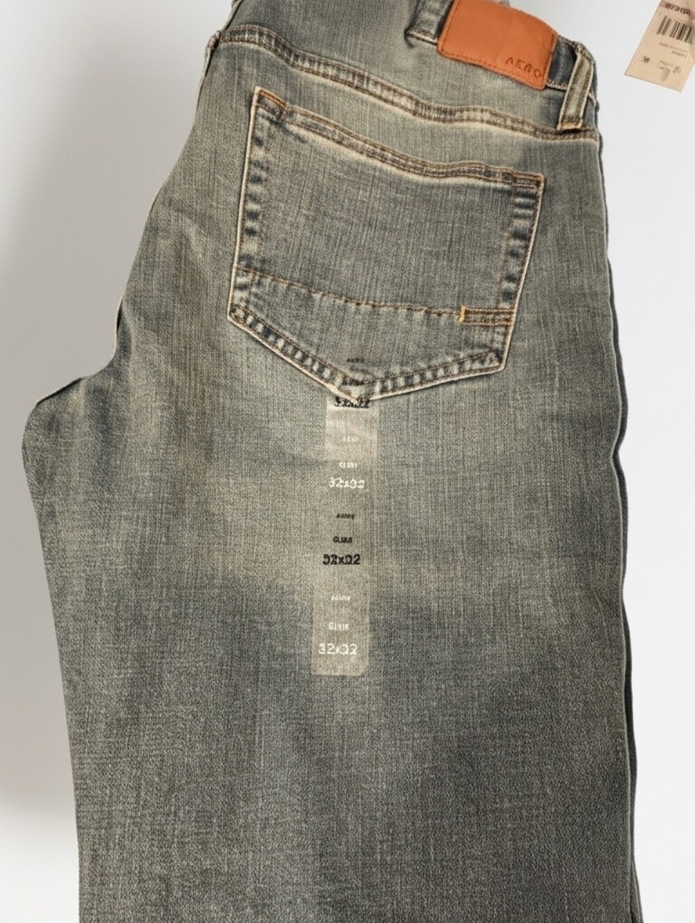 BNWT Mens 32x32 Aeropostale Jeans - Picture 1 of 4